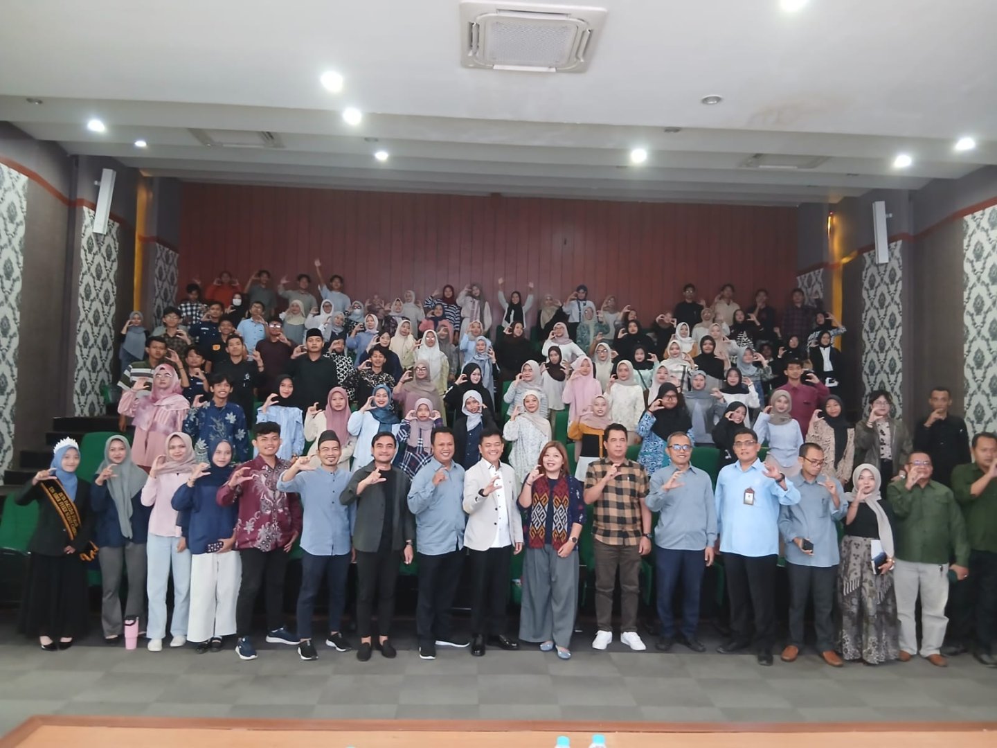 Sambut Era Bisnis Digital, Mahasiswa Hukum Keluarga Antusias Ikuti Workshop Kewirausahaan Fakultas Syariah